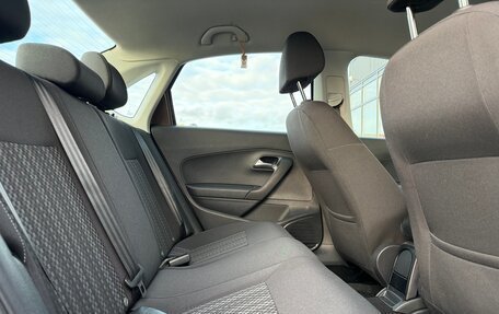 Volkswagen Polo VI (EU Market), 2015 год, 997 000 рублей, 4 фотография