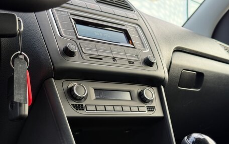 Volkswagen Polo VI (EU Market), 2015 год, 997 000 рублей, 2 фотография