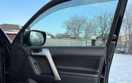 Toyota Land Cruiser Prado 150 рестайлинг 2, 2018 год, 5 800 000 рублей, 15 фотография