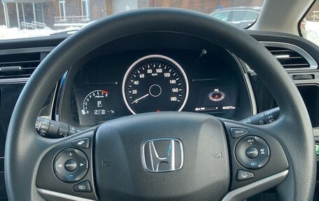 Honda Shuttle II, 2019 год, 1 850 000 рублей, 10 фотография