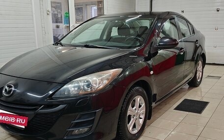 Mazda 3, 2011 год, 950 000 рублей, 2 фотография