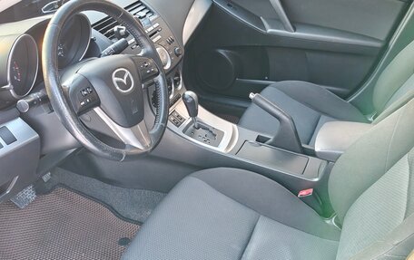 Mazda 3, 2011 год, 950 000 рублей, 10 фотография