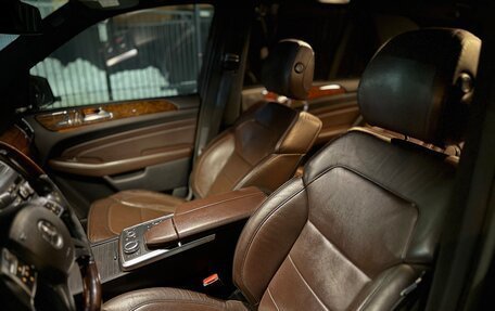 Mercedes-Benz M-Класс, 2013 год, 1 980 000 рублей, 25 фотография