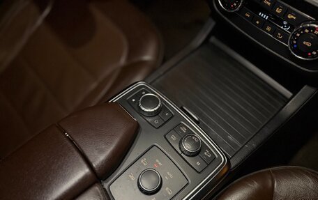 Mercedes-Benz M-Класс, 2013 год, 1 980 000 рублей, 30 фотография