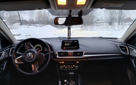 Mazda 3, 2017 год, 1 950 000 рублей, 10 фотография