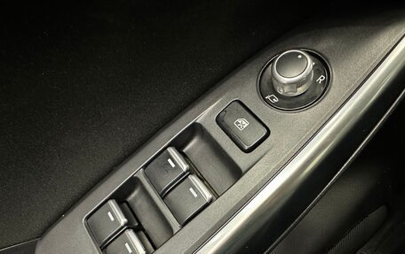 Mazda 6, 2015 год, 1 635 000 рублей, 12 фотография