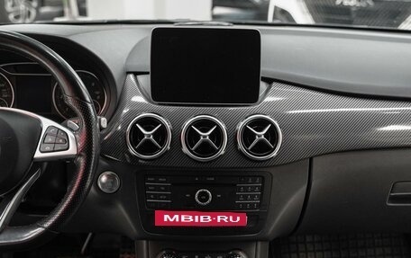 Mercedes-Benz B-Класс, 2018 год, 1 745 000 рублей, 4 фотография