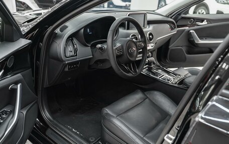 KIA Stinger I, 2018 год, 2 320 000 рублей, 6 фотография