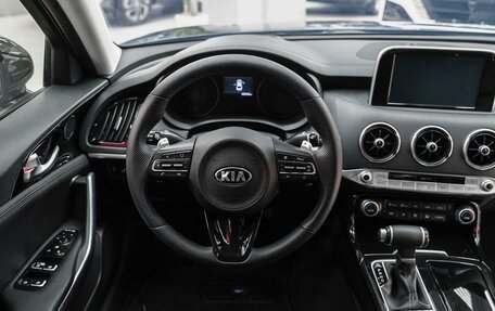 KIA Stinger I, 2018 год, 2 320 000 рублей, 16 фотография