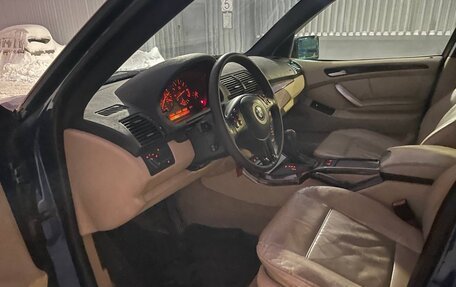 BMW X5, 2002 год, 710 000 рублей, 10 фотография