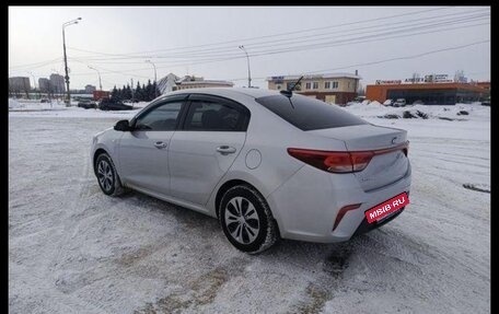 KIA Rio IV, 2019 год, 1 620 000 рублей, 6 фотография