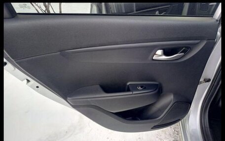 KIA Rio IV, 2019 год, 1 620 000 рублей, 14 фотография