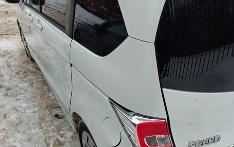 Honda Freed I, 2016 год, 1 250 000 рублей, 14 фотография