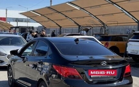 Hyundai Solaris II рестайлинг, 2015 год, 1 100 000 рублей, 14 фотография