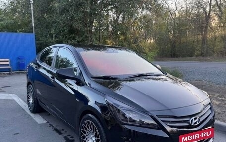 Hyundai Solaris II рестайлинг, 2015 год, 1 100 000 рублей, 11 фотография