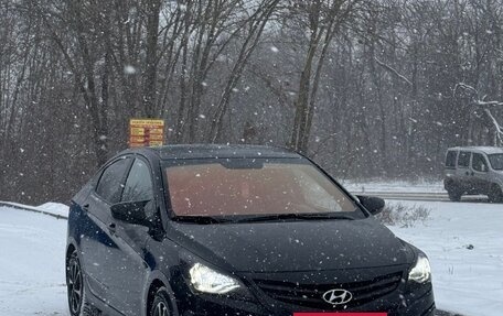 Hyundai Solaris II рестайлинг, 2015 год, 1 100 000 рублей, 10 фотография