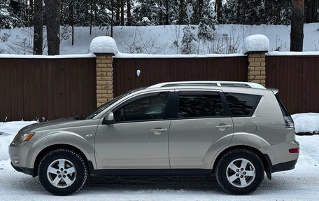 Mitsubishi Outlander III рестайлинг 3, 2008 год, 860 000 рублей, 3 фотография