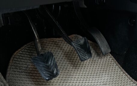 Mitsubishi Outlander III рестайлинг 3, 2008 год, 860 000 рублей, 12 фотография