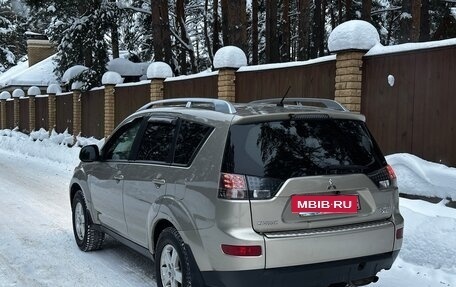 Mitsubishi Outlander III рестайлинг 3, 2008 год, 860 000 рублей, 5 фотография
