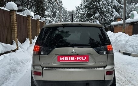 Mitsubishi Outlander III рестайлинг 3, 2008 год, 860 000 рублей, 8 фотография