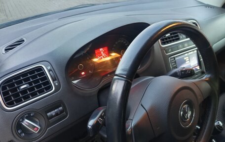 Volkswagen Polo VI (EU Market), 2012 год, 720 000 рублей, 12 фотография