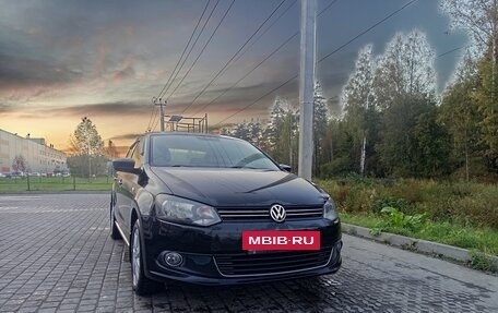 Volkswagen Polo VI (EU Market), 2012 год, 720 000 рублей, 2 фотография