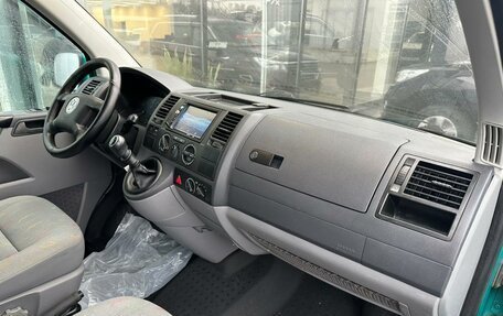 Volkswagen Transporter T5 рестайлинг, 2006 год, 800 000 рублей, 9 фотография