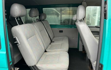 Volkswagen Transporter T5 рестайлинг, 2006 год, 800 000 рублей, 14 фотография
