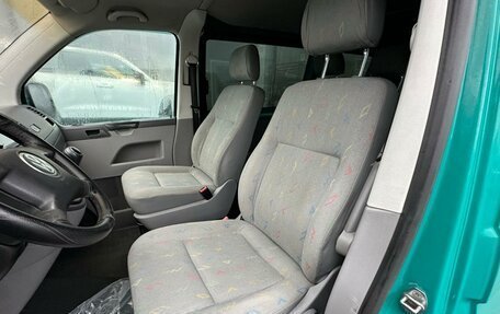 Volkswagen Transporter T5 рестайлинг, 2006 год, 800 000 рублей, 13 фотография