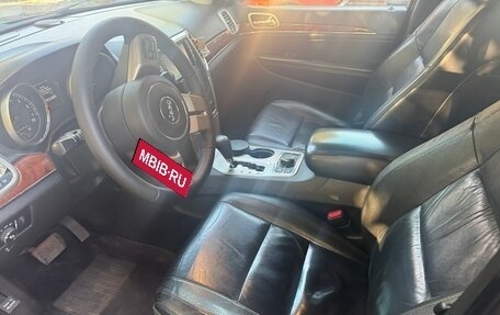 Jeep Grand Cherokee, 2012 год, 2 200 000 рублей, 27 фотография