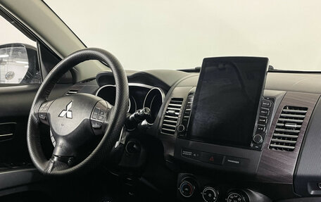 Mitsubishi Outlander III рестайлинг 3, 2011 год, 1 750 000 рублей, 9 фотография