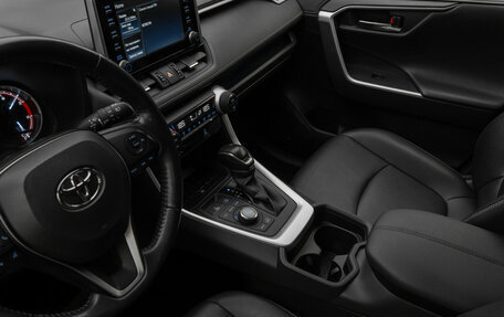 Toyota RAV4, 2021 год, 3 570 000 рублей, 16 фотография