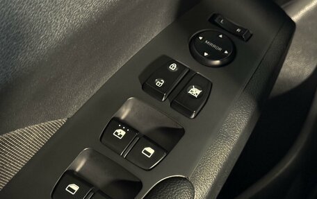 Hyundai Solaris II рестайлинг, 2018 год, 1 299 000 рублей, 12 фотография