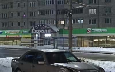 Mercedes-Benz E-Класс, 1996 год, 200 000 рублей, 1 фотография