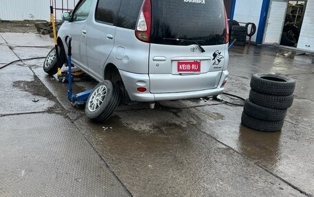 Toyota FunCargo, 2000 год, 450 000 рублей, 1 фотография