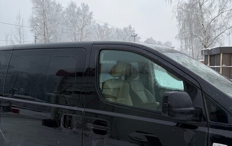 Hyundai H-1 II рестайлинг, 2007 год, 4 фотография