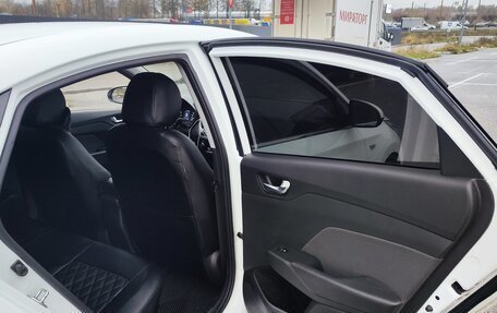 Hyundai Solaris II рестайлинг, 2017 год, 1 200 000 рублей, 5 фотография