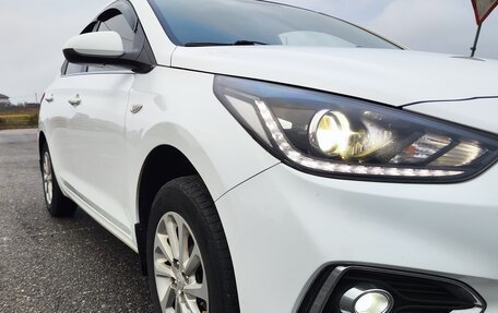 Hyundai Solaris II рестайлинг, 2017 год, 1 200 000 рублей, 14 фотография