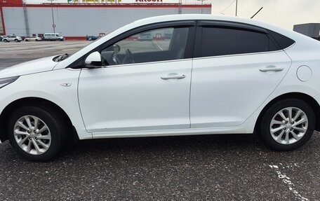 Hyundai Solaris II рестайлинг, 2017 год, 1 200 000 рублей, 11 фотография