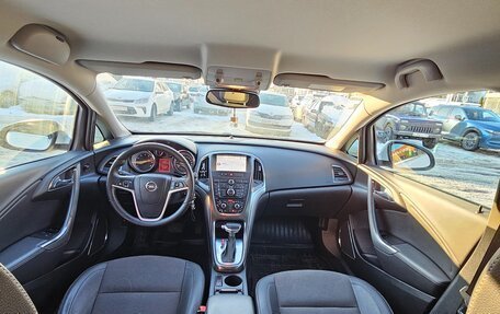 Opel Astra J, 2011 год, 850 000 рублей, 11 фотография