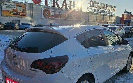 Opel Astra J, 2011 год, 850 000 рублей, 5 фотография