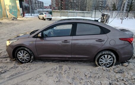 Hyundai Solaris II рестайлинг, 2018 год, 880 000 рублей, 7 фотография