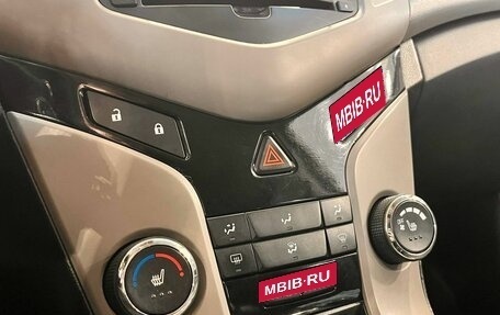 Chevrolet Cruze II, 2012 год, 949 900 рублей, 9 фотография