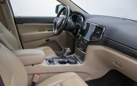 Jeep Grand Cherokee, 2021 год, 3 970 000 рублей, 9 фотография