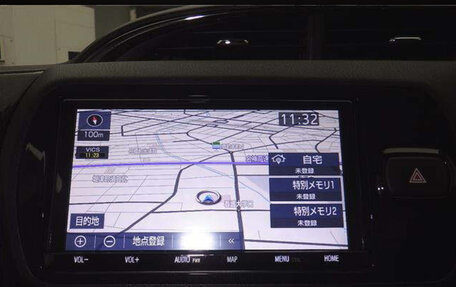 Toyota Vitz, 2018 год, 1 290 000 рублей, 6 фотография