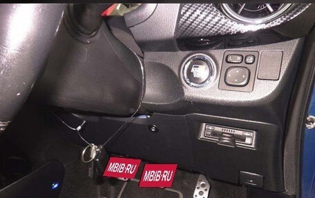 Toyota Vitz, 2018 год, 1 290 000 рублей, 8 фотография