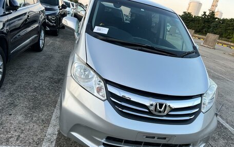 Honda Freed I, 2012 год, 1 200 000 рублей, 4 фотография