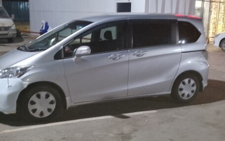 Honda Freed I, 2012 год, 1 200 000 рублей, 11 фотография