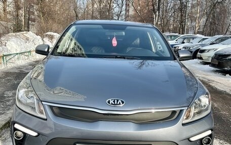 KIA Rio IV, 2018 год, 1 195 000 рублей, 2 фотография