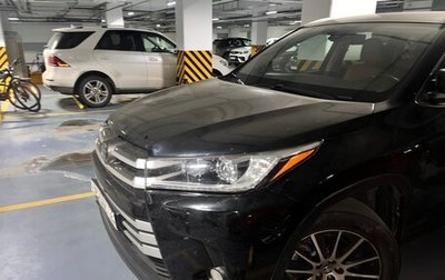 Toyota Highlander III, 2018 год, 3 200 000 рублей, 1 фотография